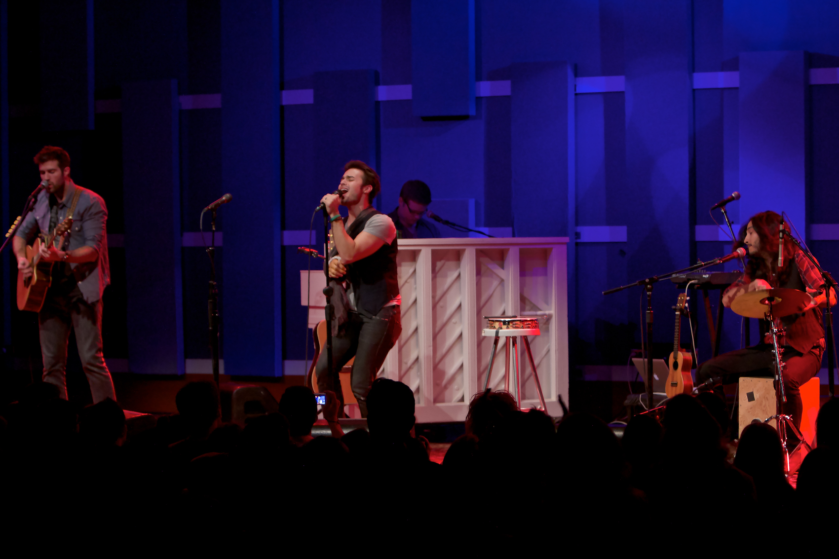 Out Alive Tour
World Cafe Live
Philadelphia, Pa
January 11, 2013


DerekBrad.com